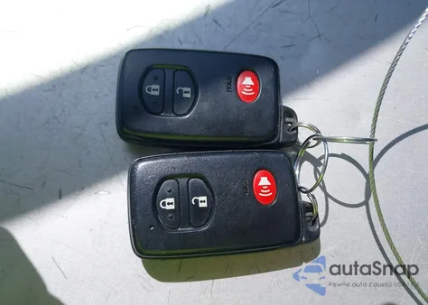 2012 Toyota Prius Two z USA, uszkodzony, nr VIN JTDKN3DU4C1533640